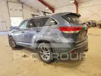 2017 Toyota Highlander photo