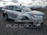 2017 Toyota Highlander фото