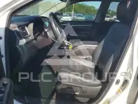 2017 Toyota Highlander photo