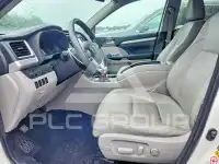 2017 Toyota Highlander photo