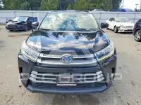 2017 Toyota Highlander photo