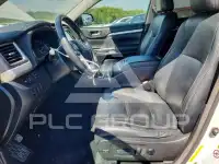 2017 Toyota Highlander фото