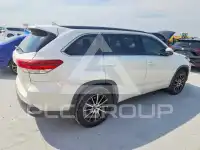 2017 Toyota Highlander фото