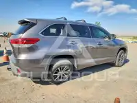 2017 Toyota Highlander фото