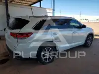 2017 Toyota Highlander фото
