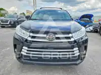 2017 Toyota Highlander фото