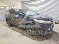 2017 Toyota Highlander фото