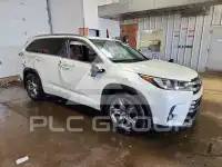 2017 Toyota Highlander фото