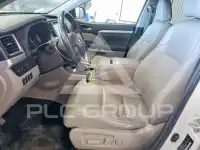 2017 Toyota Highlander фото
