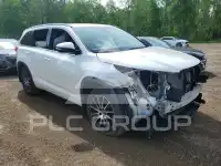 2017 Toyota Highlander фото