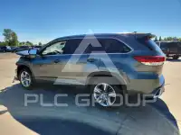 2017 Toyota Highlander photo