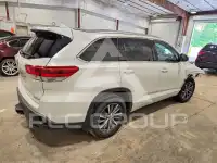 2017 Toyota Highlander фото