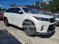 2017 Toyota Highlander фото