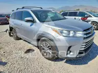 2017 Toyota Highlander фото