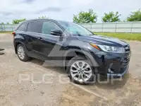 2017 Toyota Highlander фото