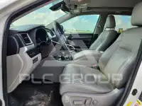 2017 Toyota Highlander photo