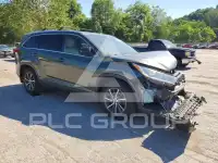 2017 Toyota Highlander photo