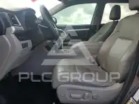 2017 Toyota Highlander photo
