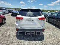 2017 Toyota Highlander фото