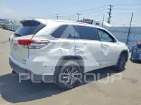2017 Toyota Highlander фото