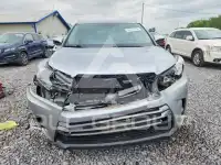 2017 Toyota Highlander фото