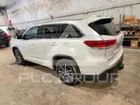 2017 Toyota Highlander фото