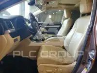 2017 Toyota Highlander photo