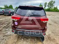 2017 Toyota Highlander photo