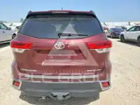 2017 Toyota Highlander photo