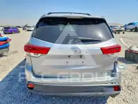 2017 Toyota Highlander фото