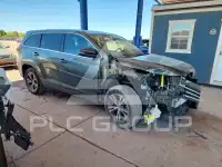 2017 Toyota Highlander photo