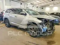2017 Toyota Highlander photo