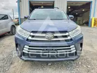 2017 Toyota Highlander фото