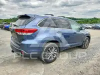2017 Toyota Highlander фото
