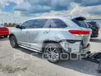 2017 Toyota Highlander фото