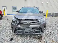 2017 Toyota Highlander фото