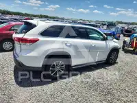 2017 Toyota Highlander фото