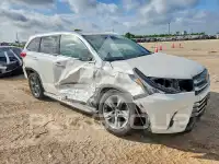 2017 Toyota Highlander photo