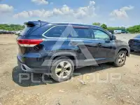 2017 Toyota Highlander photo