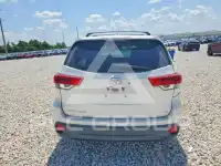 2017 Toyota Highlander photo