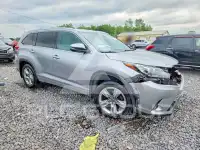 2017 Toyota Highlander фото