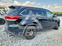 2017 Toyota Highlander фото