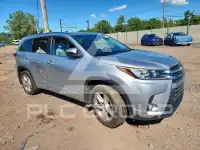 2017 Toyota Highlander фото