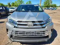 2017 Toyota Highlander фото