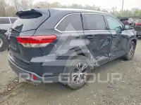 2017 Toyota Highlander фото