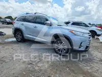 2017 Toyota Highlander фото