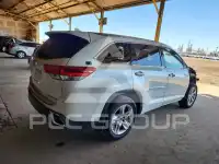 2017 Toyota Highlander фото