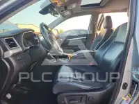 2017 Toyota Highlander photo