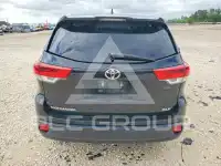 2017 Toyota Highlander фото