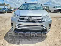 2017 Toyota Highlander фото